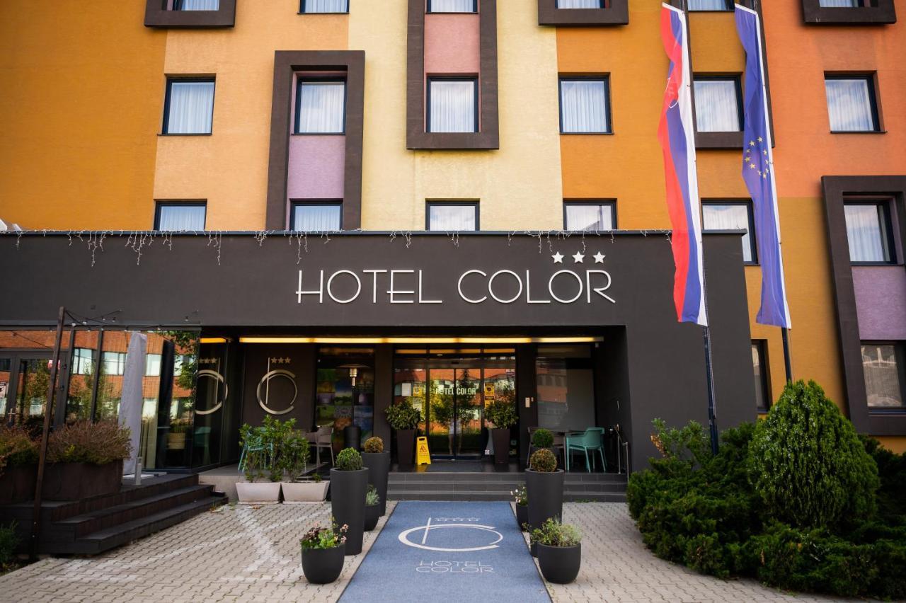 Hotel Color Pressburg Exterior foto